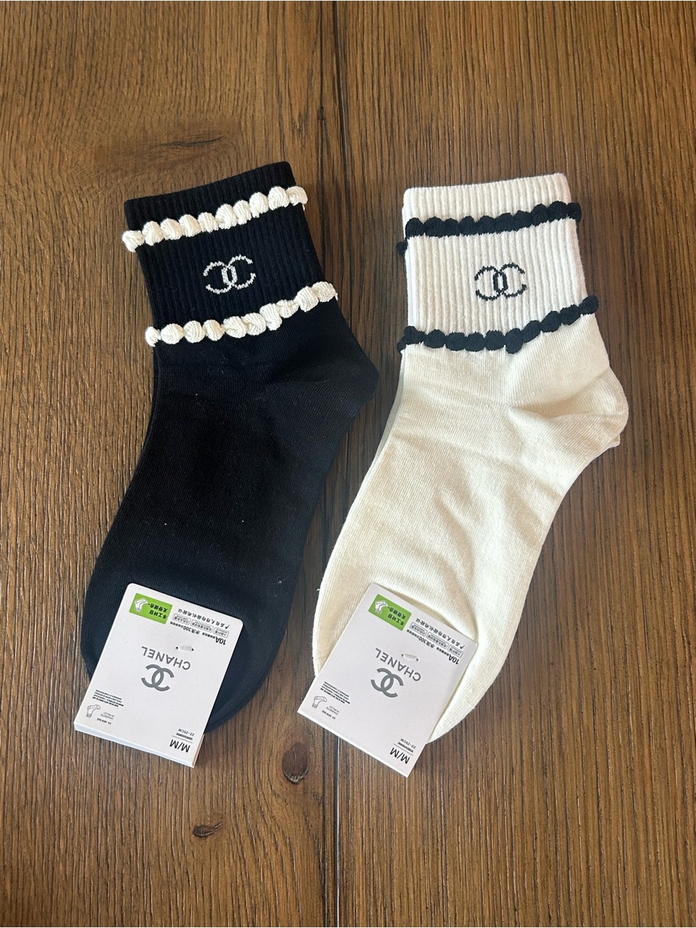 NWT Black and Cream Ribbed Anklet Socks with Logo
